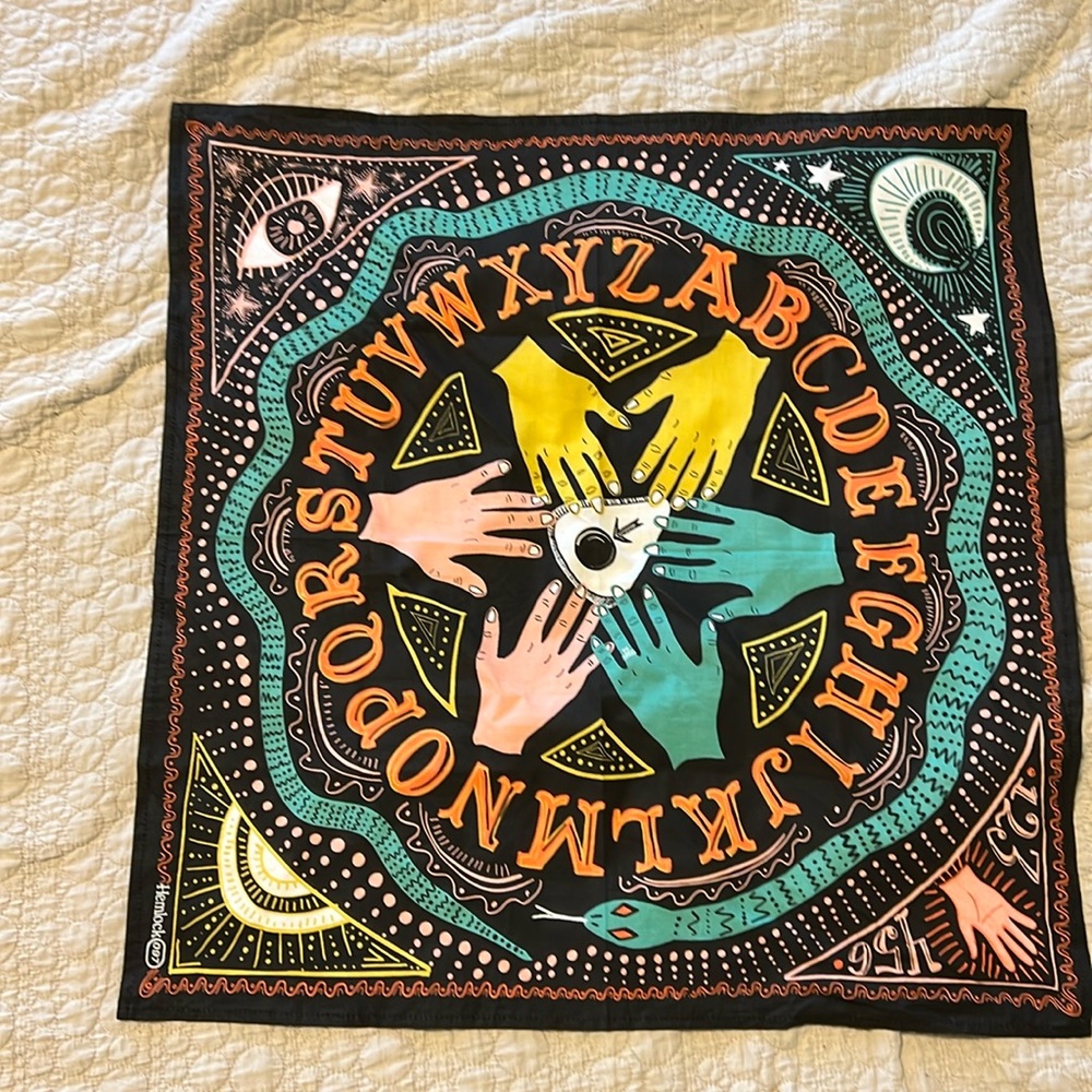 Hemlock Goods No 097 Rowena Bandana - 22” - NEW